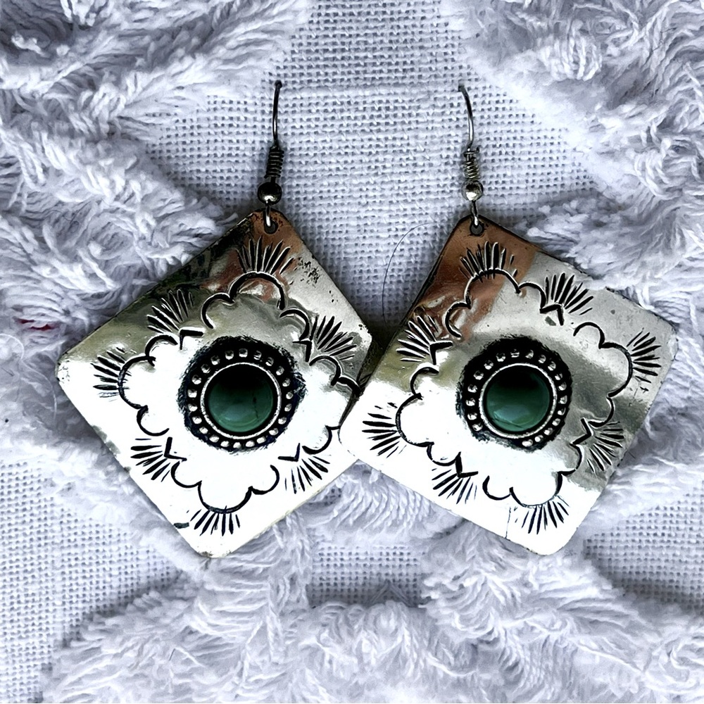 Western style earrings
